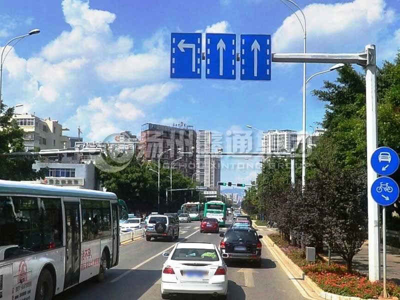 BZG-007，交通標(biāo)志桿，分道標(biāo)志桿